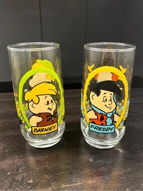 Vintage 1986 Pizza Hut Flintstone Kids Glass Cup Barney & Fred Collectible 2-set